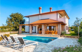 Stunning home in Krmed w/ Outdoor swimming pool and 5 Bedrooms